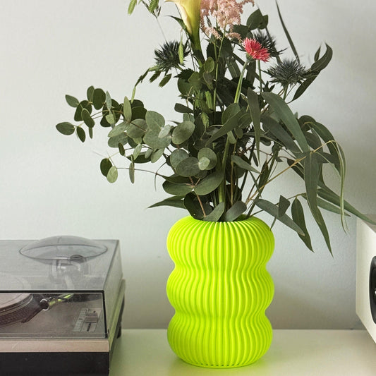 BERTA x KISS MY NEON