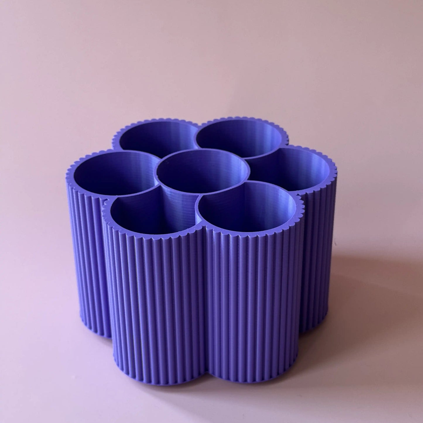 Lila Blumen Stiftebox Flora von tryk.design