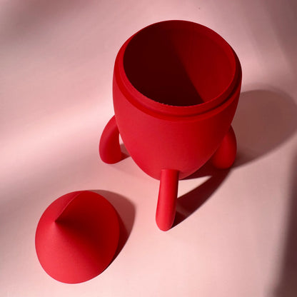 Rote Stiftebox Rakete offen von tryk.design